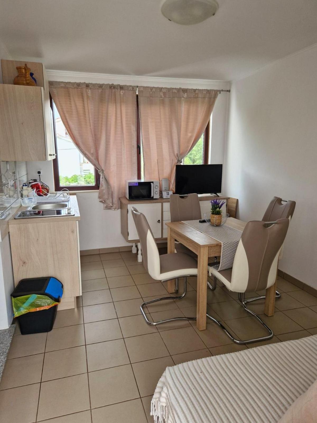 Apartman Seka Kraljevica Bagian luar foto